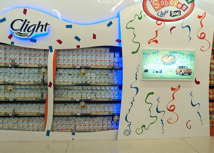 Ambientación de punto de venta para Clight