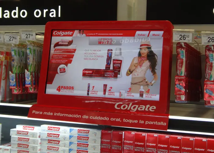 Exhibidor con pantalla para Colgate