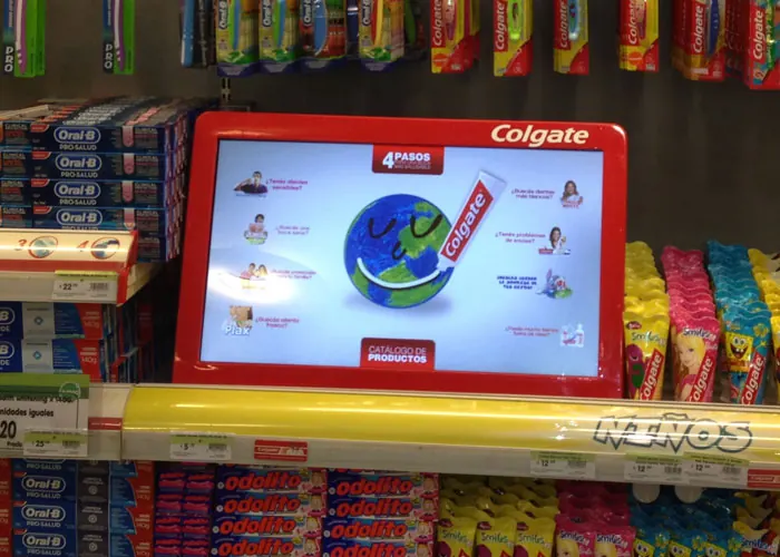 Exhibidor con pantalla para Colgate